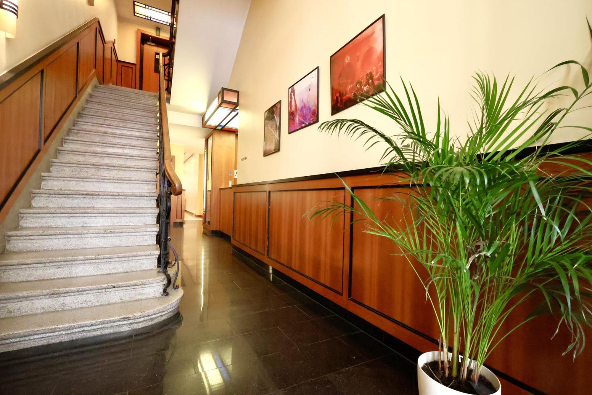 Hotel De La Poste Esch-sur-Alzette Eksteriør bilde